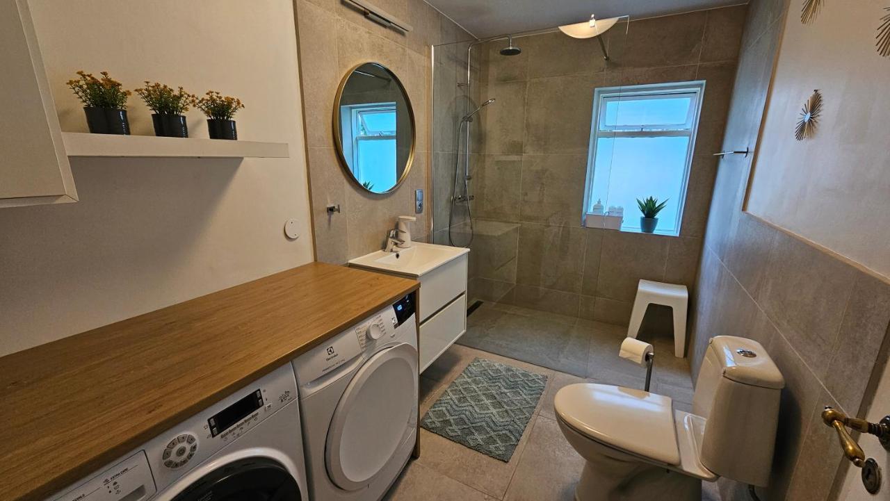 B&B Rooms Husavik 3 المظهر الخارجي الصورة